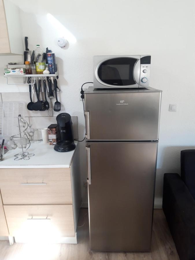 Appartement F1 Meuble 3 Personnes Aubenas Exterior photo